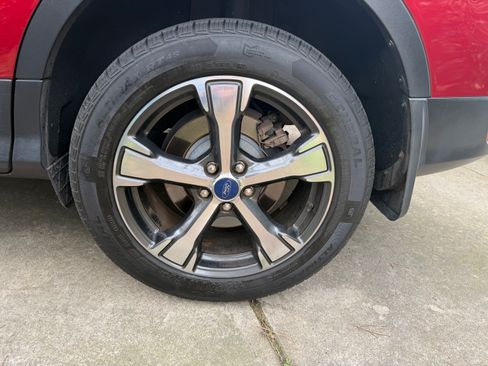 Used 2018 Ford Escape SEL w/ Ford Safe & Smart Package image 13