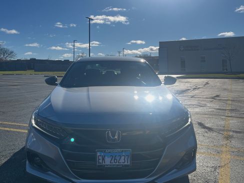 Used 2021 Honda Accord Sport image 6