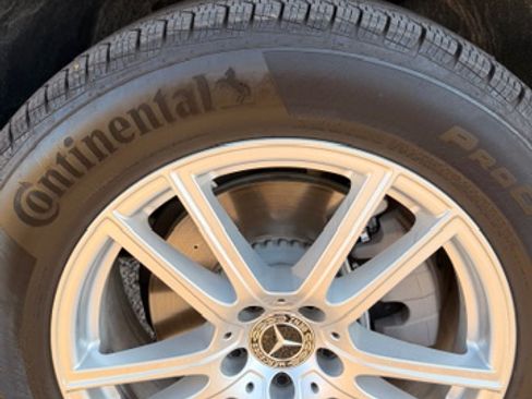 Used 2025 Mercedes-Benz GLC 300 4MATIC image 14