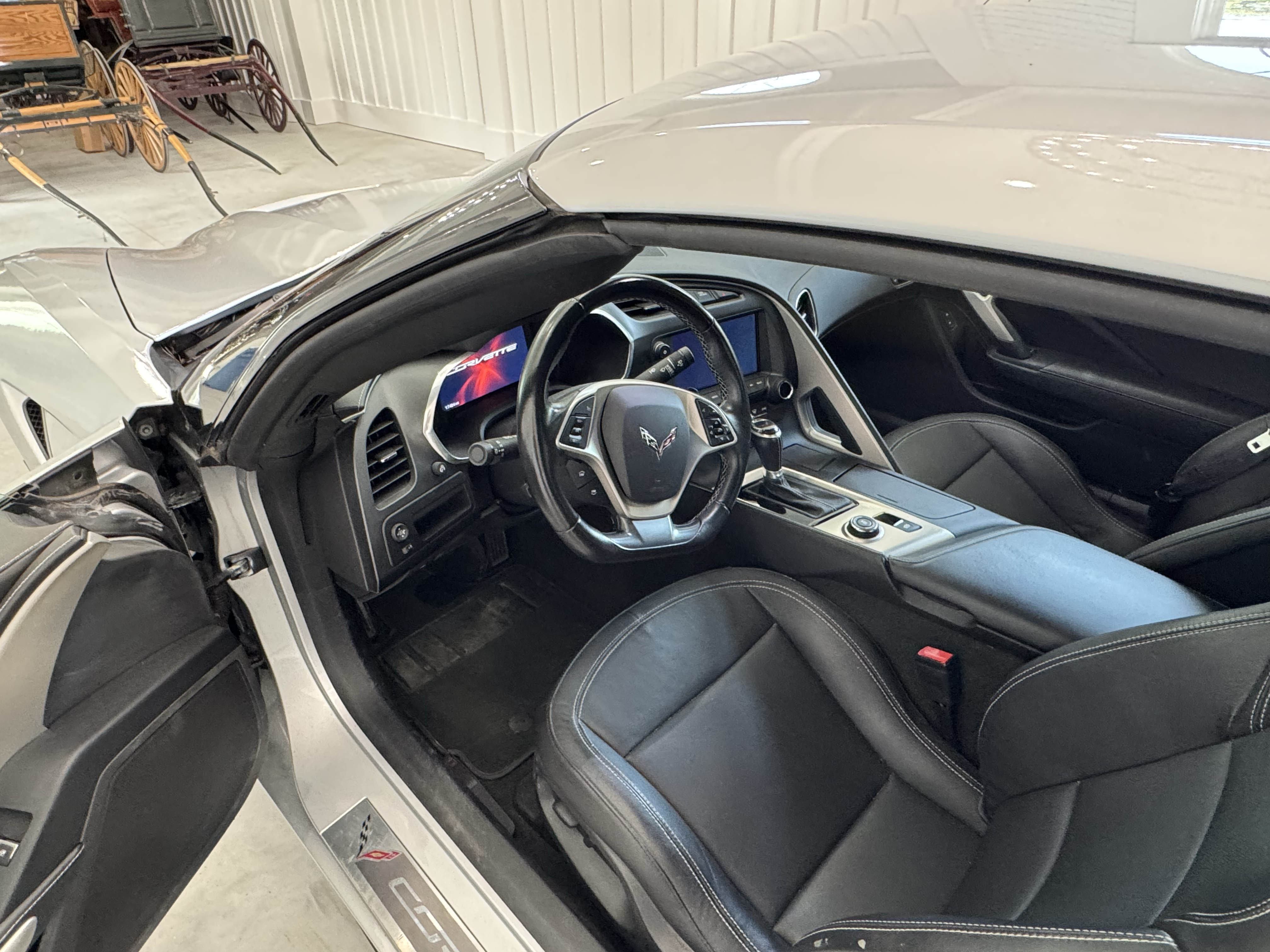Used 2016 Chevrolet Corvette Stingray Coupe RWD image 4