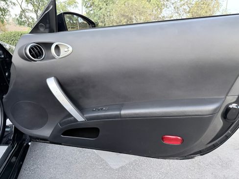 Used 2005 Nissan 350Z Touring image 23