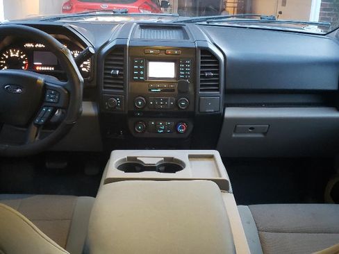 Used 2015 Ford F150 XL w/ Equipment Group 101A Mid image 10