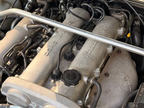 Used 1994 MAZDA MX-5 Miata image 23