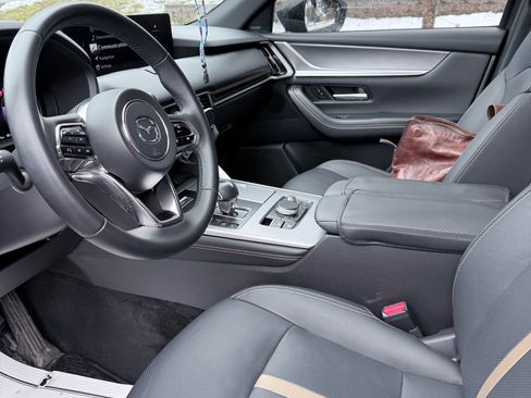 Used 2025 MAZDA CX-70 Plug-In Hybrid w/ Premium Plus image 10