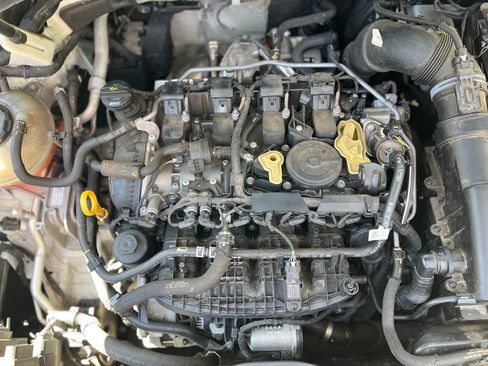 Used 2018 Volkswagen Tiguan SE image 26