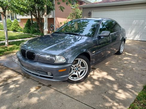 Used 2002 BMW 330Ci Coupe image 16