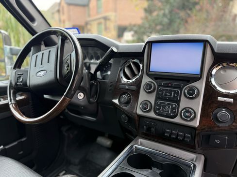 Used 2013 Ford F350 Platinum w/ Snow Plow Prep Pkg image 16