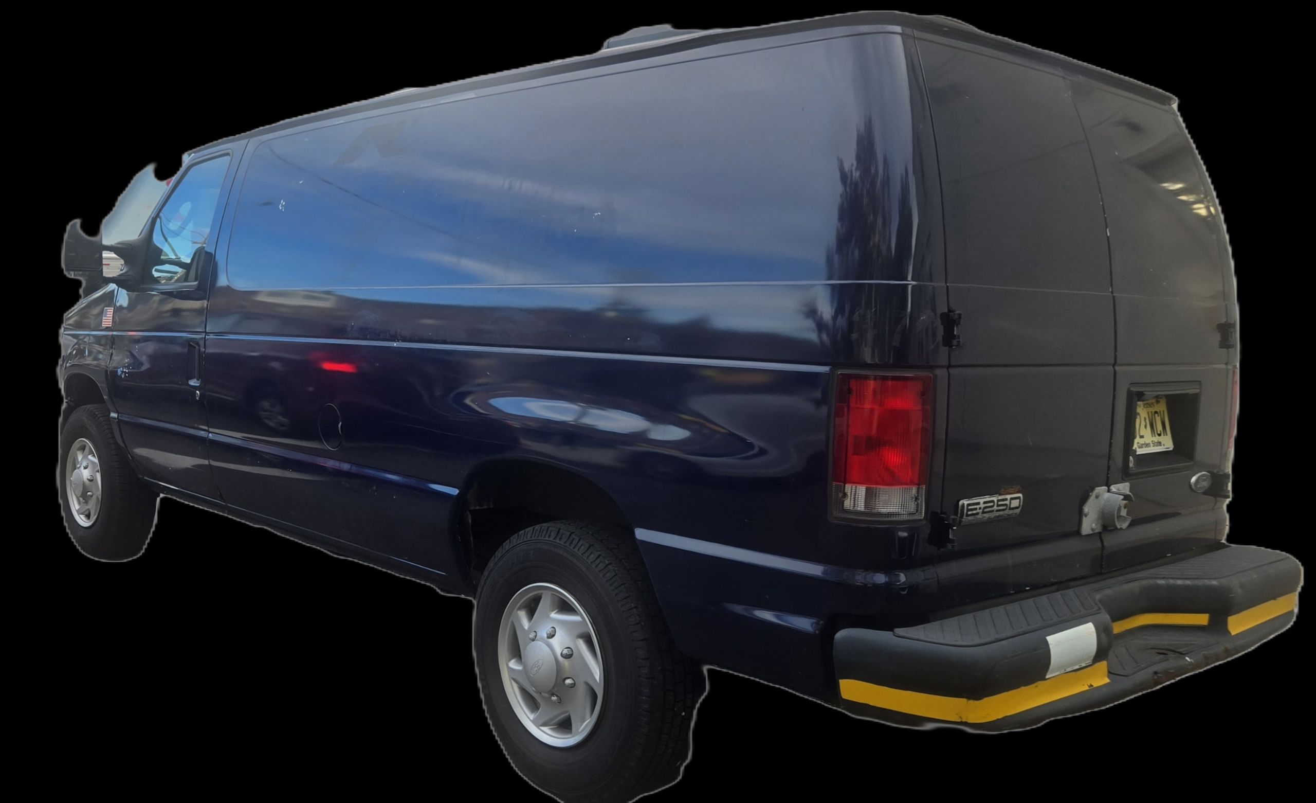 Used 2013 Ford E-250 and Econoline 250 w/ Commercial Cargo Van Pkg RWD image 4