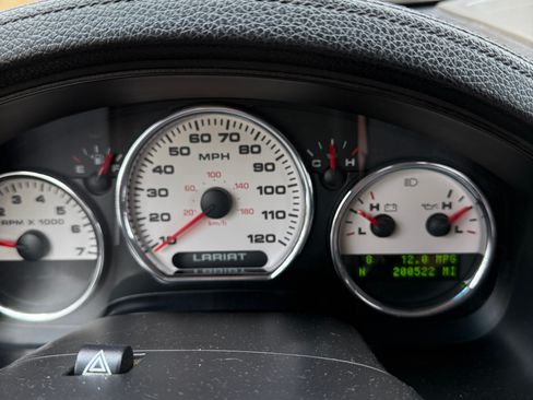 Used 2005 Ford F150 Lariat image 11