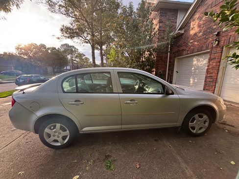 Used 2008 Chevrolet Cobalt LS w/ Protection Package FWD image 7