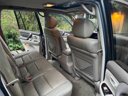 Used 2000 Toyota Land Cruiser AWD/4WD image 5