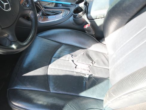 Used 2006 Mercedes-Benz CLS 500 image 8