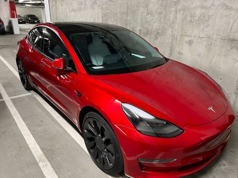 Used 2022 Tesla Model 3 Performance image 5