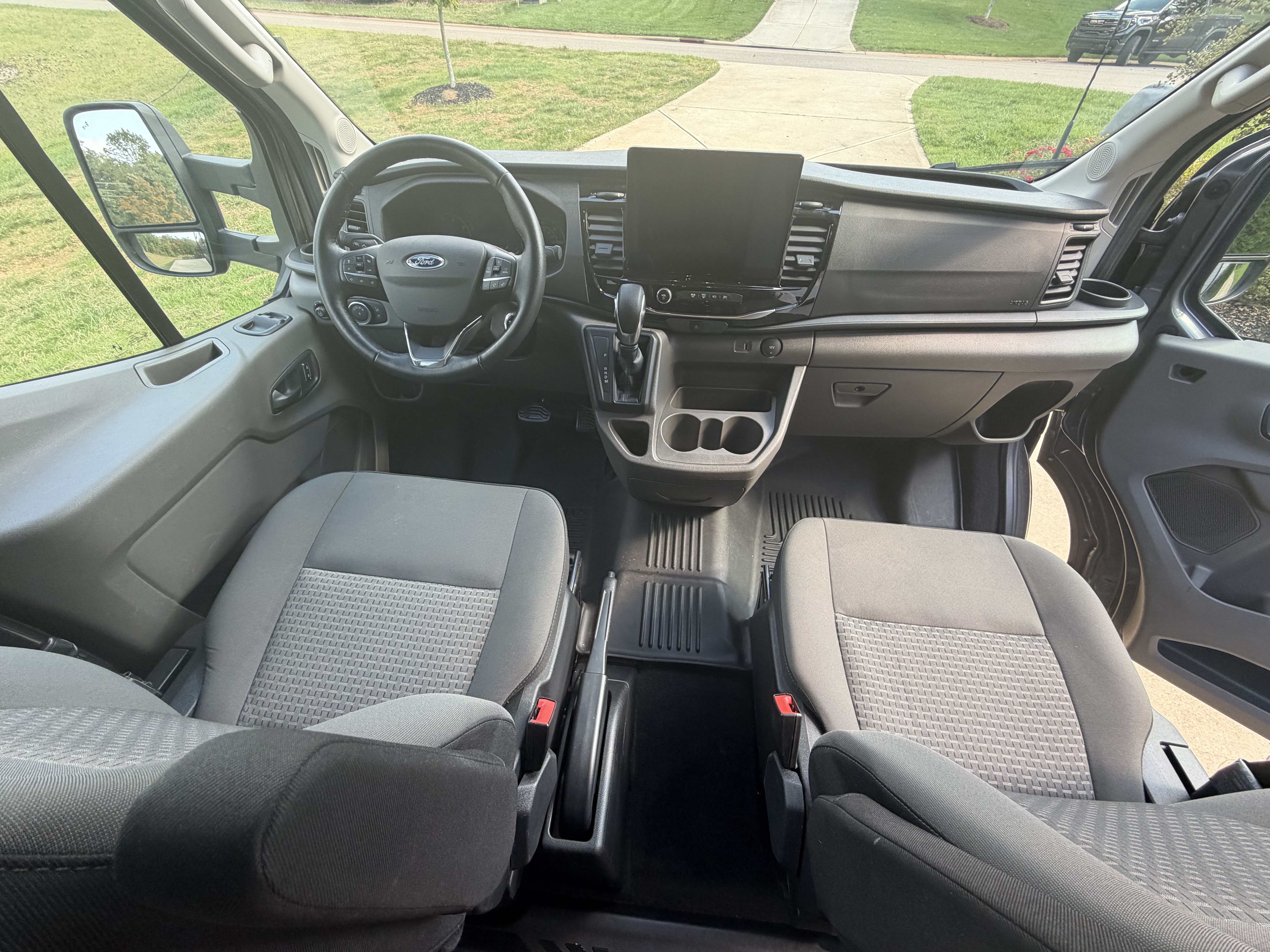 Used 2024 Ford Transit 350 XLT RWD image 18