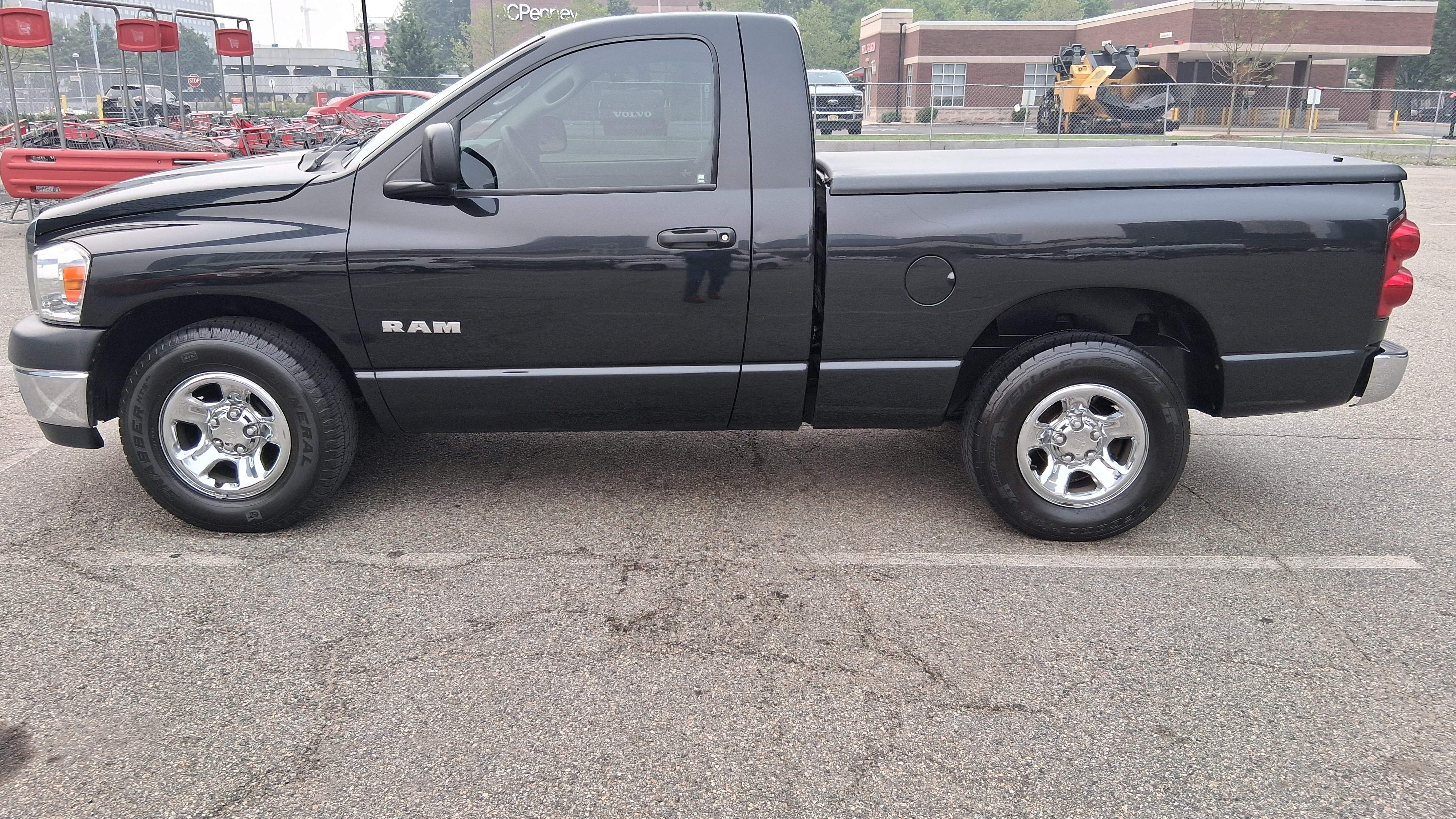 Used 2008 Dodge Ram 1500 Truck ST RWD image 1