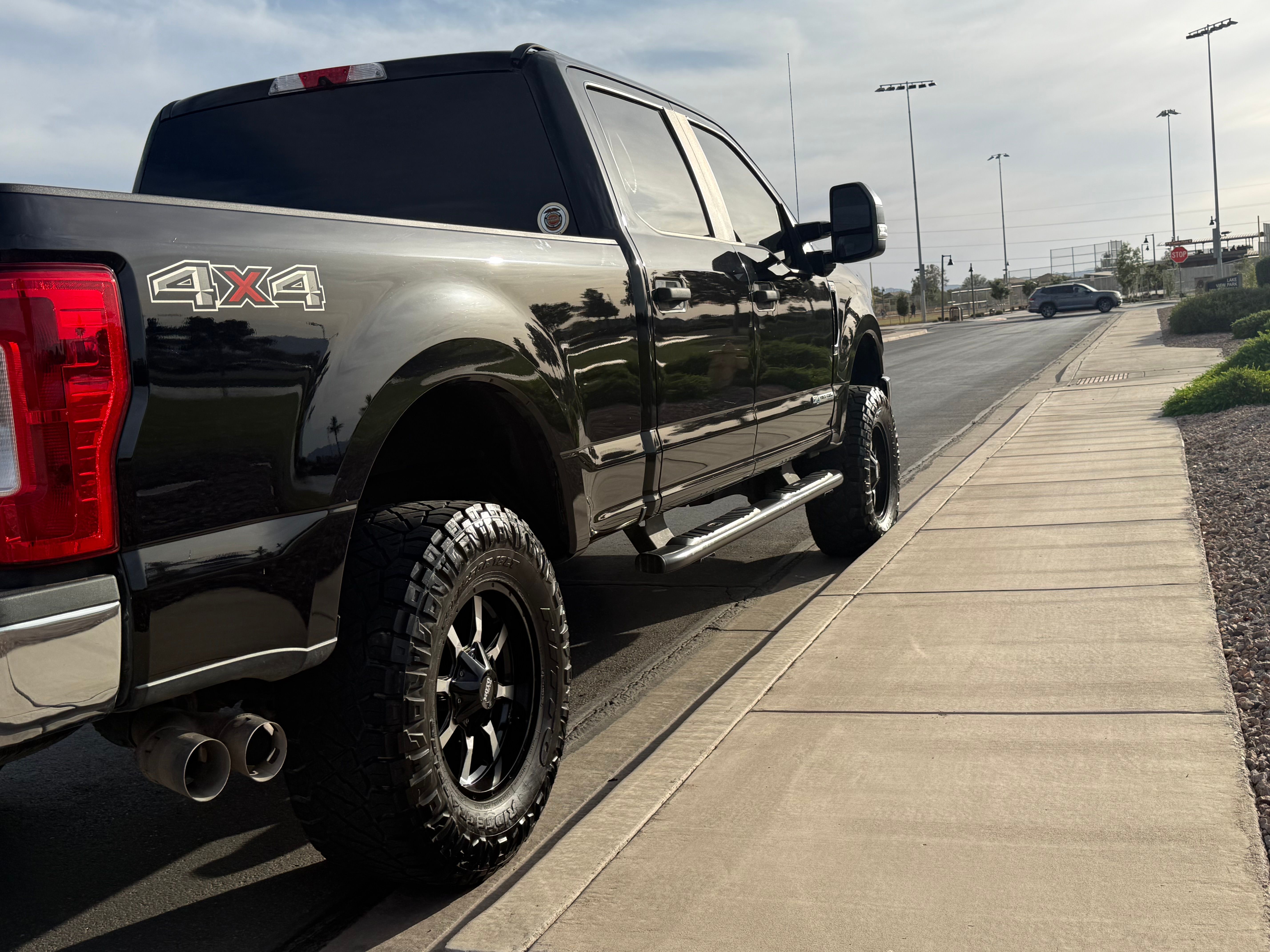 Used 2019 Ford F250 XL w/ STX Appearance Package AWD/4WD image 6