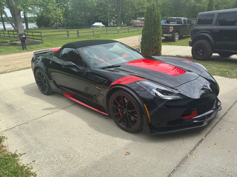 Used 2019 Chevrolet Corvette Grand Sport RWD image 4