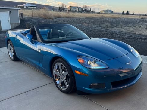 Used 2008 Chevrolet Corvette Convertible 2D w/ Preferred Equipment Group image 30