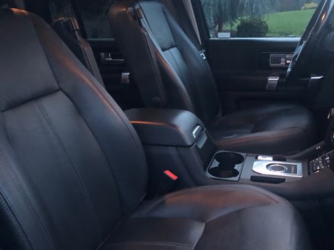 Used 2016 Land Rover LR4 HSE LUX image 13