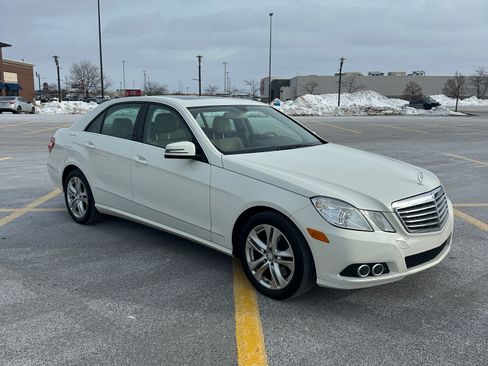 Used 2011 Mercedes-Benz E 350 4MATIC Sedan image 9