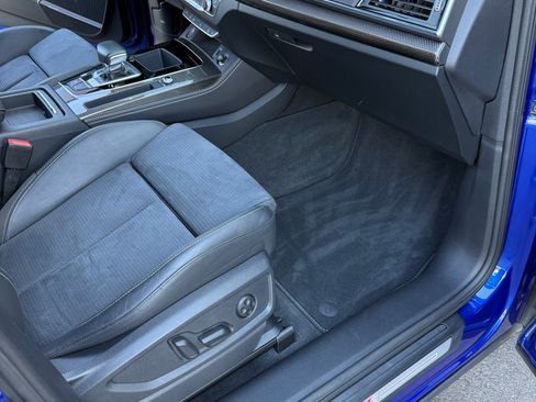 Used 2022 Audi SQ5 Premium Plus w/ Premium Plus Package image 12