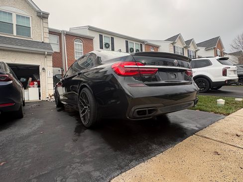 Used 2018 BMW ALPINA B7 xDrive image 8