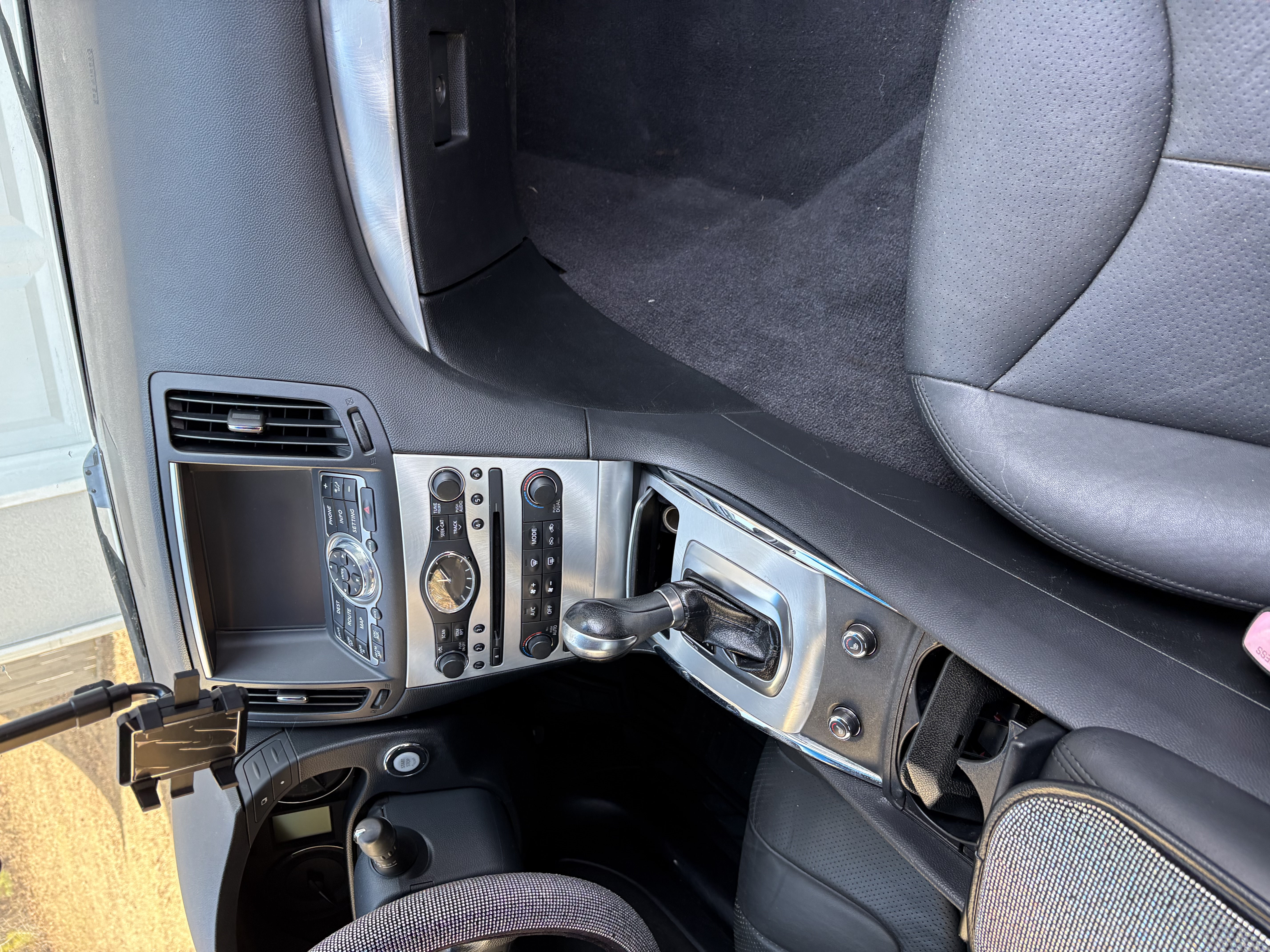 Used 2014 INFINITI Q60 Journey w/ Premium Package RWD image 16