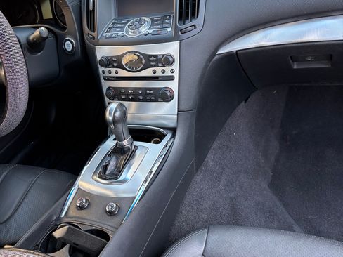 Used 2014 INFINITI Q60 Journey w/ Premium Package RWD image 16