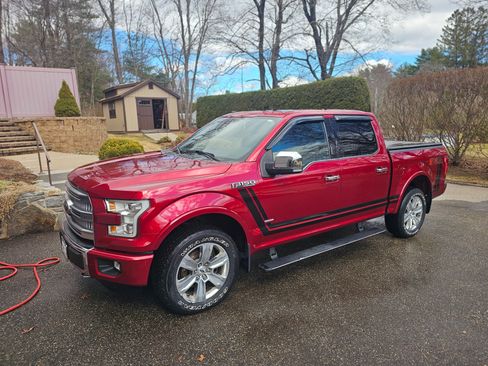 Used 2016 Ford F150 Platinum w/ Equipment Group 701A Luxury image 5