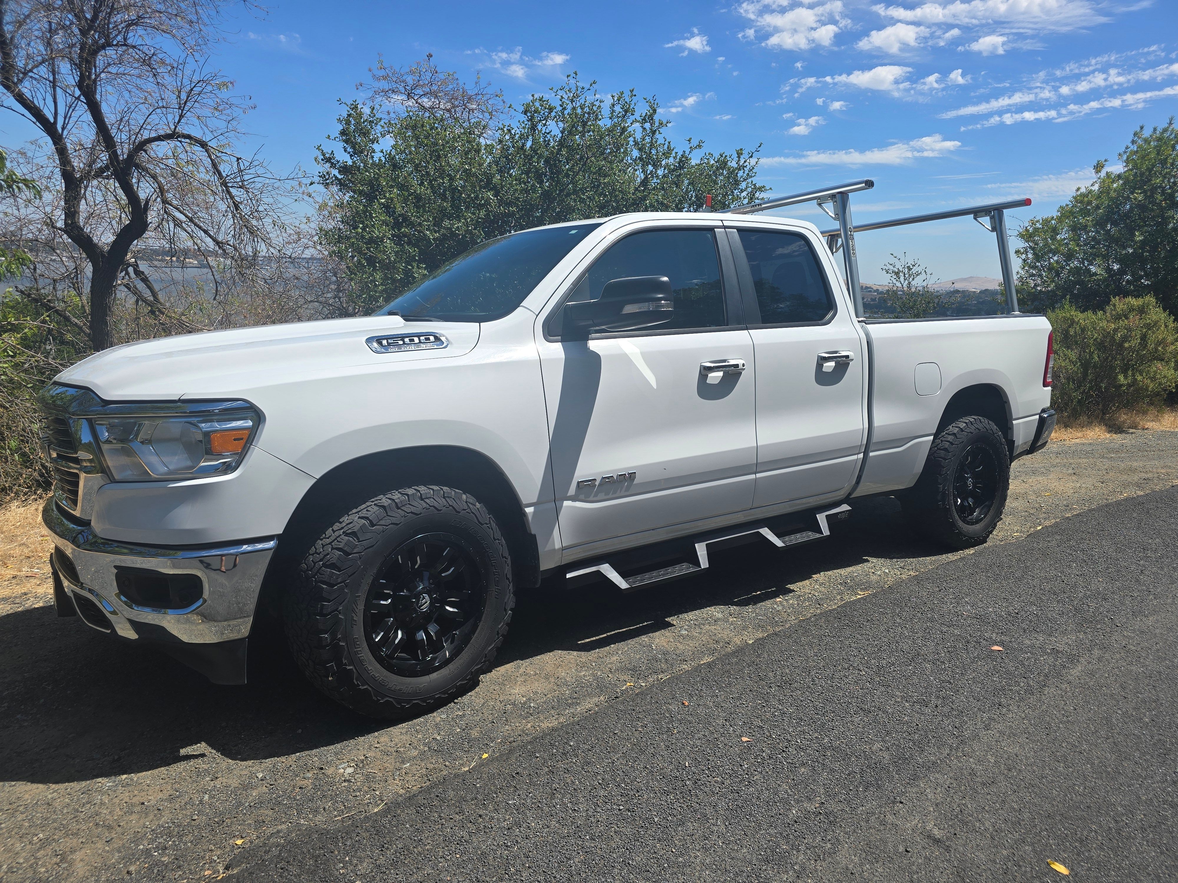 Used 2019 RAM 1500 Big Horn AWD/4WD image 13