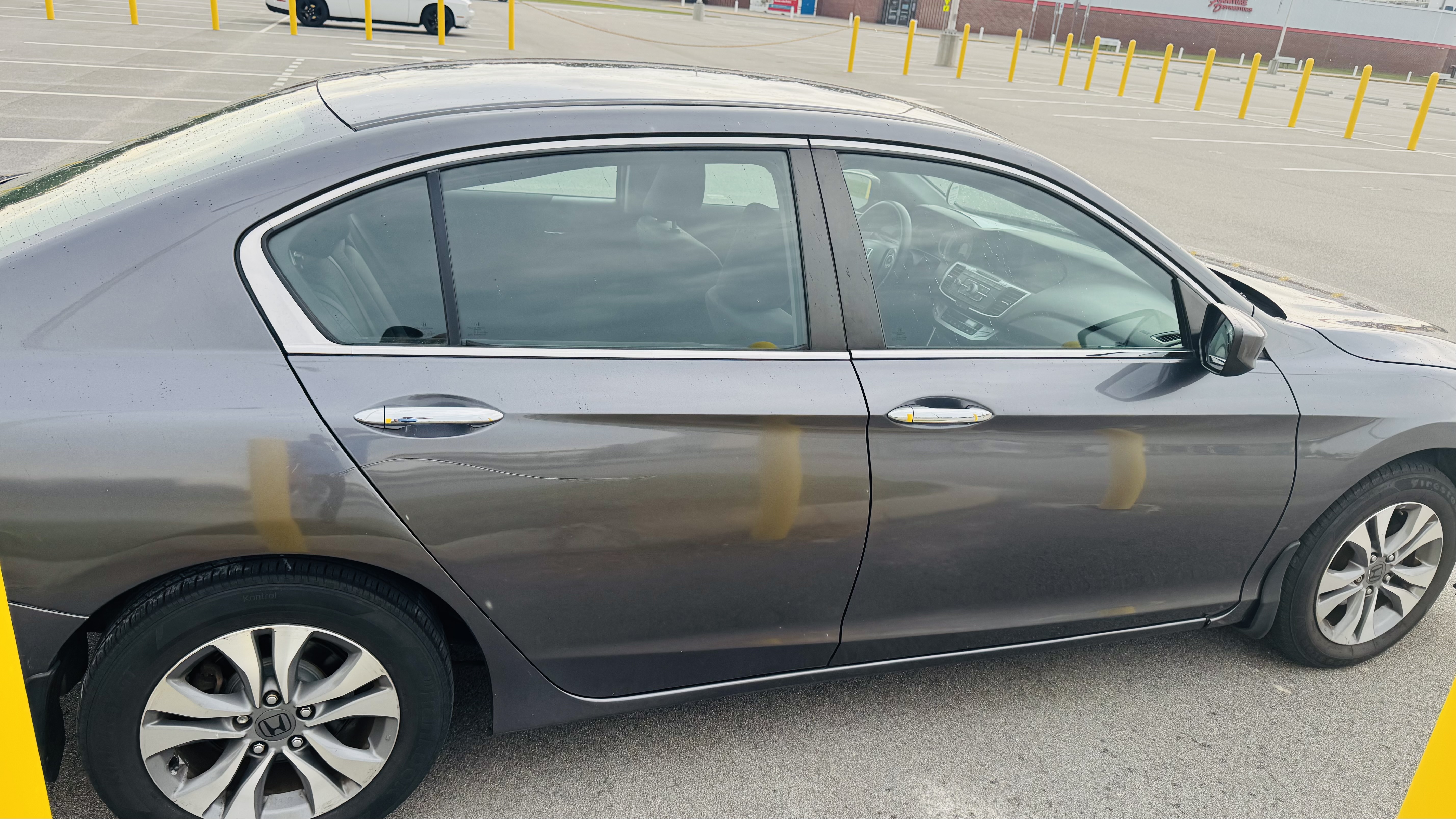 Used 2014 Honda Accord LX image 1
