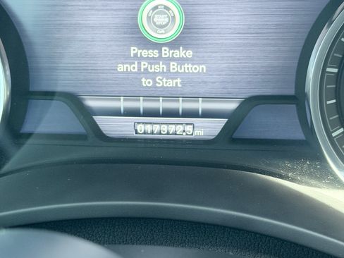 Used 2024 RAM 2500 Laramie AWD/4WD image 15