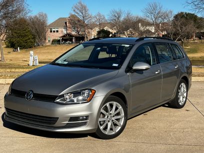 Used 2017 Volkswagen Golf SE