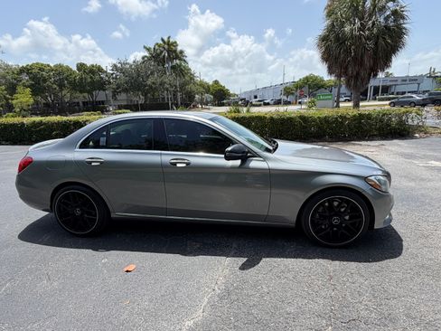 Used 2016 Mercedes-Benz C 300 Sedan image 5