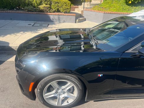 Used 2016 Chevrolet Camaro LT image 4