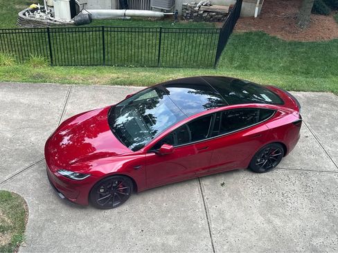 Used 2024 Tesla Model 3 Performance image 2