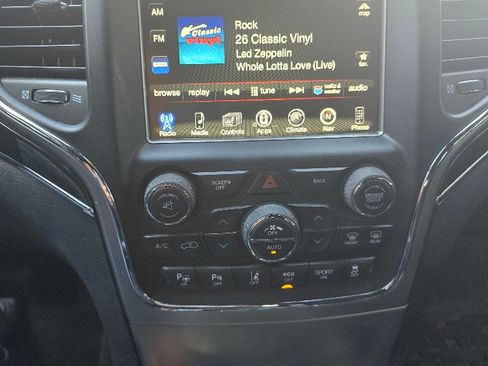 Used 2017 Jeep Grand Cherokee Trailhawk w/ Trailhawk Luxury Group image 29