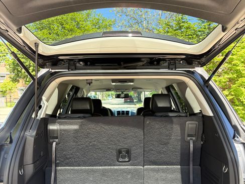Used 2012 GMC Acadia SLT AWD/4WD image 15