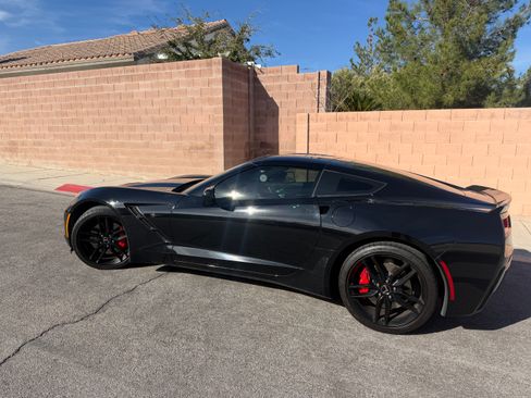 Used 2015 Chevrolet Corvette Stingray Coupe w/ 3LT Preferred Equipment Group image 4