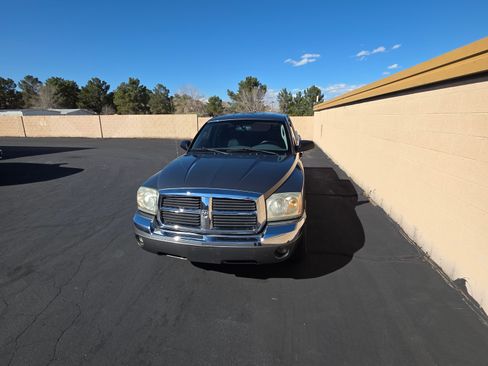 Used 2006 Dodge Dakota Laramie image 22