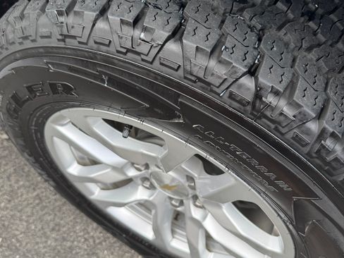 Used 2021 Chevrolet Tahoe LT image 8