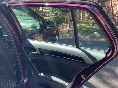 Used 2018 Volkswagen Golf 4-Door image 19