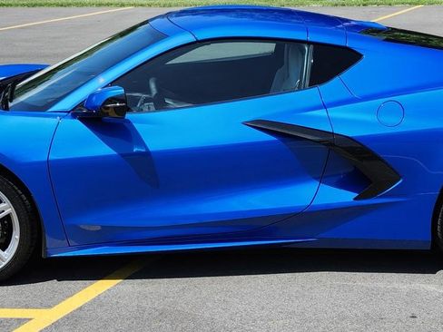 Used 2025 Chevrolet Corvette Stingray Coupe w/ Z51 Performance Package image 12