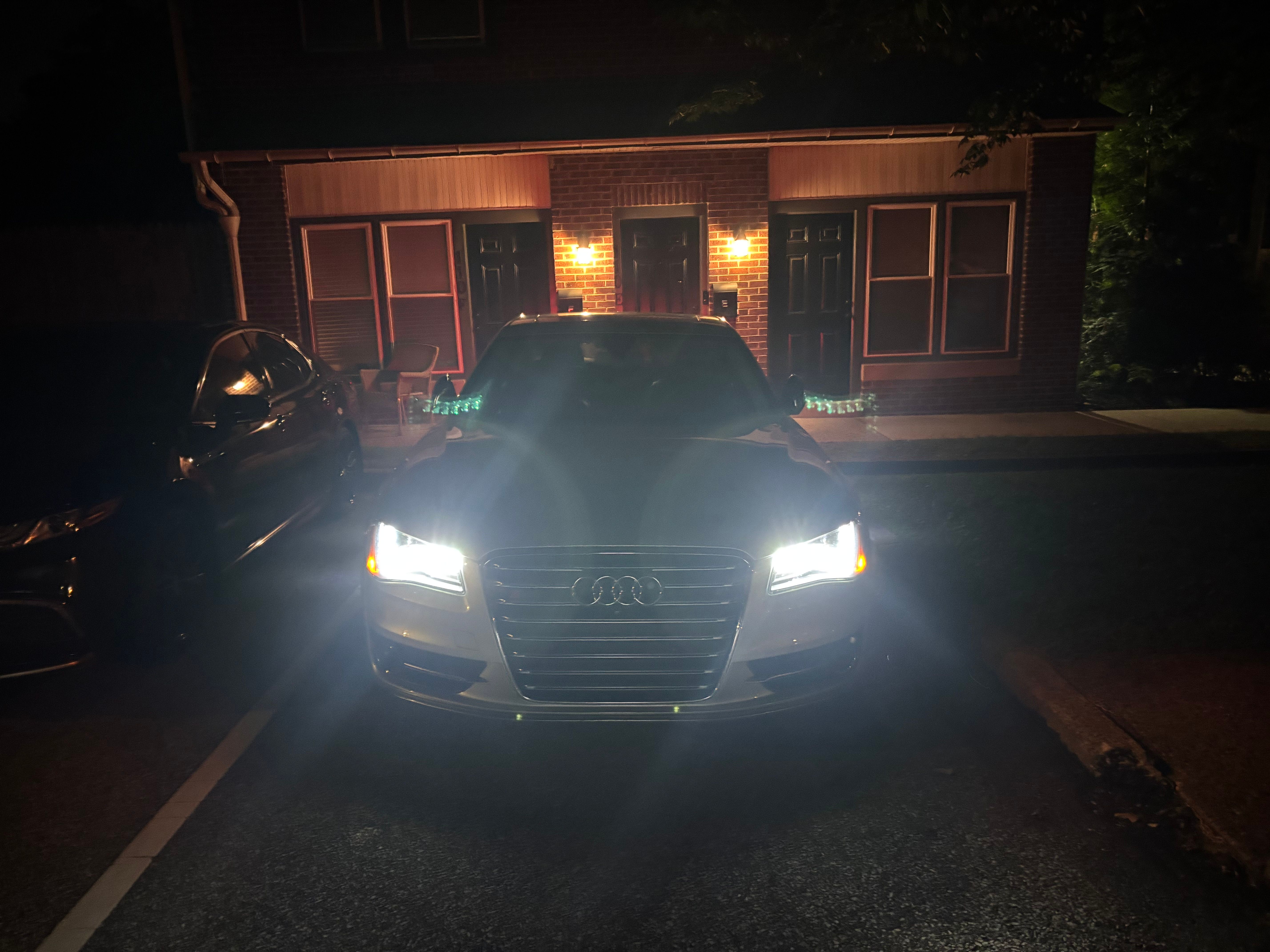 Used 2014 Audi S8 w/ Driver Assistance Package AWD/4WD image 12