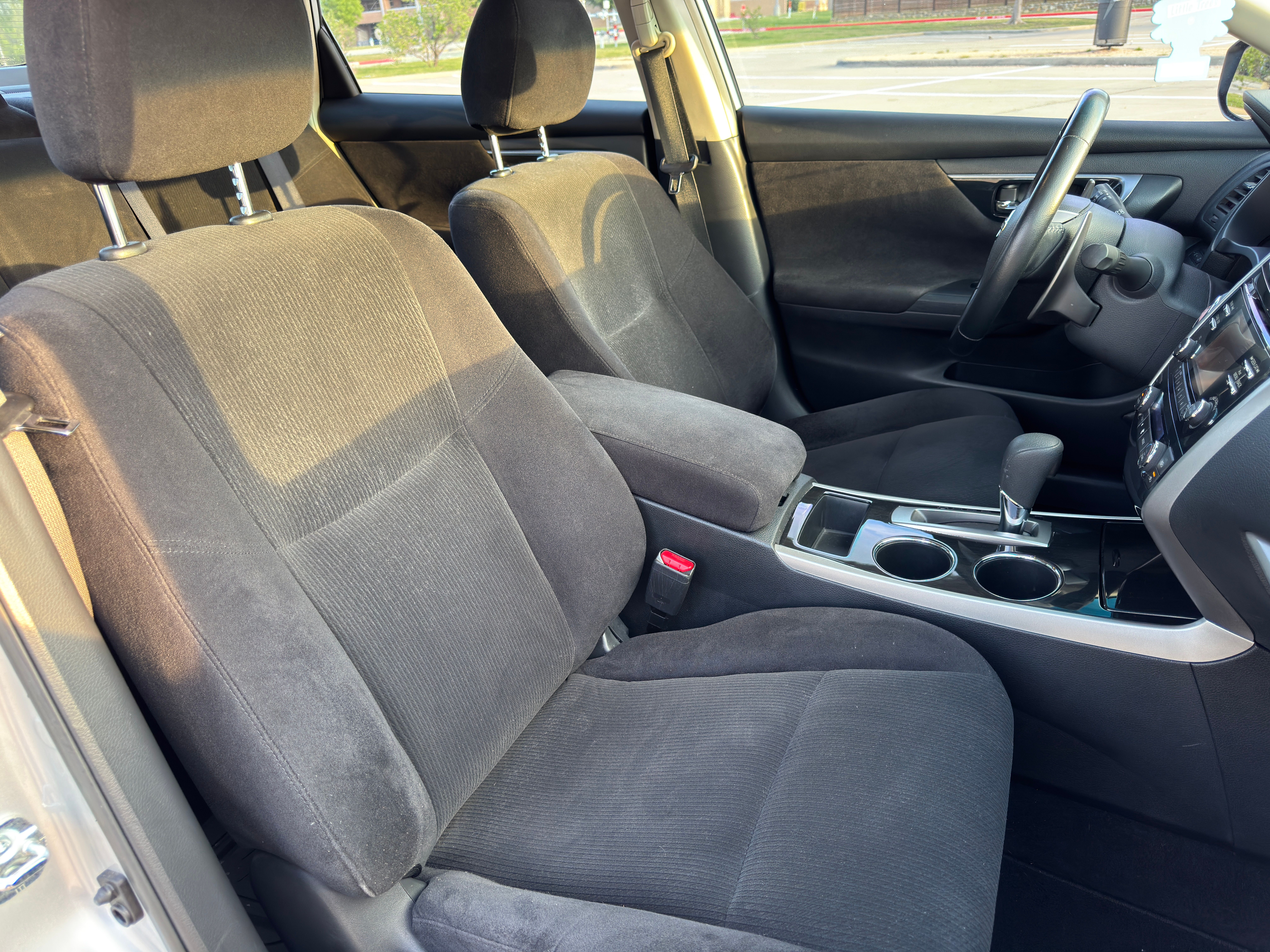 Used 2013 Nissan Altima 3.5 SV FWD image 10
