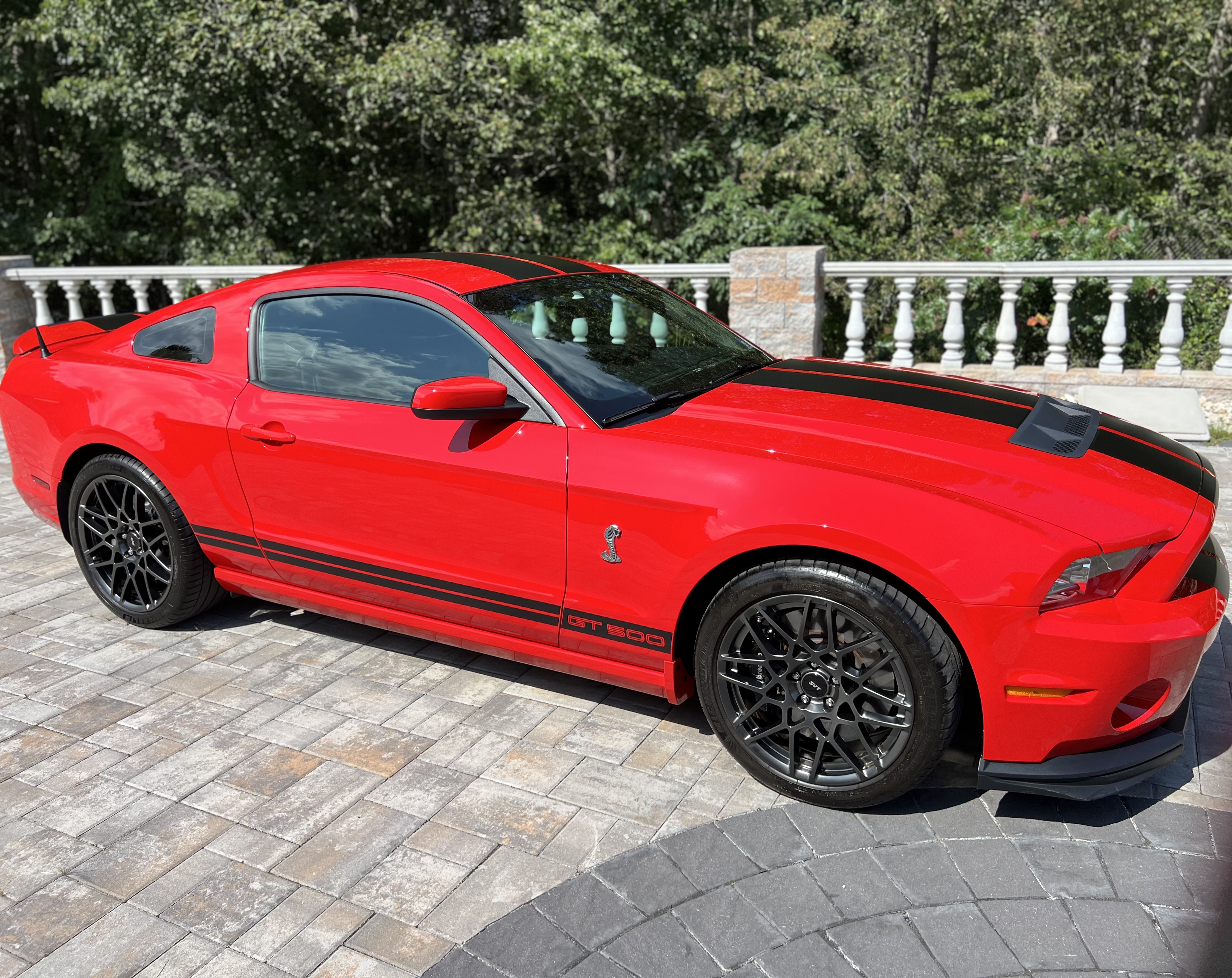 Used 2014 Ford Mustang Shelby GT500 w/ Equipment Group 821A RWD image 29