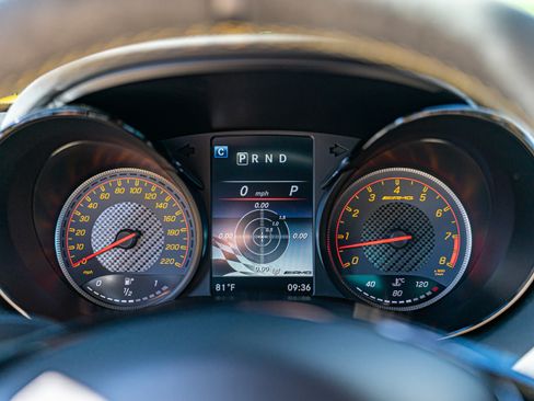 Used 2018 Mercedes-Benz AMG GT R image 24