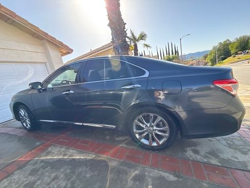 Used 2010 Lexus ES 350 350 Sedan 4D image 2