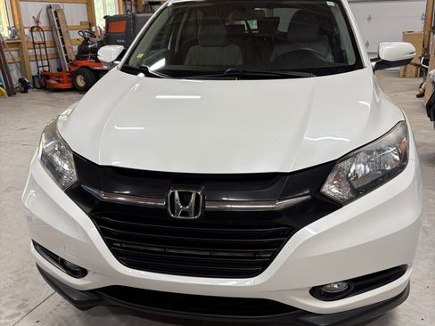 Used 2017 Honda HR-V EX image 21