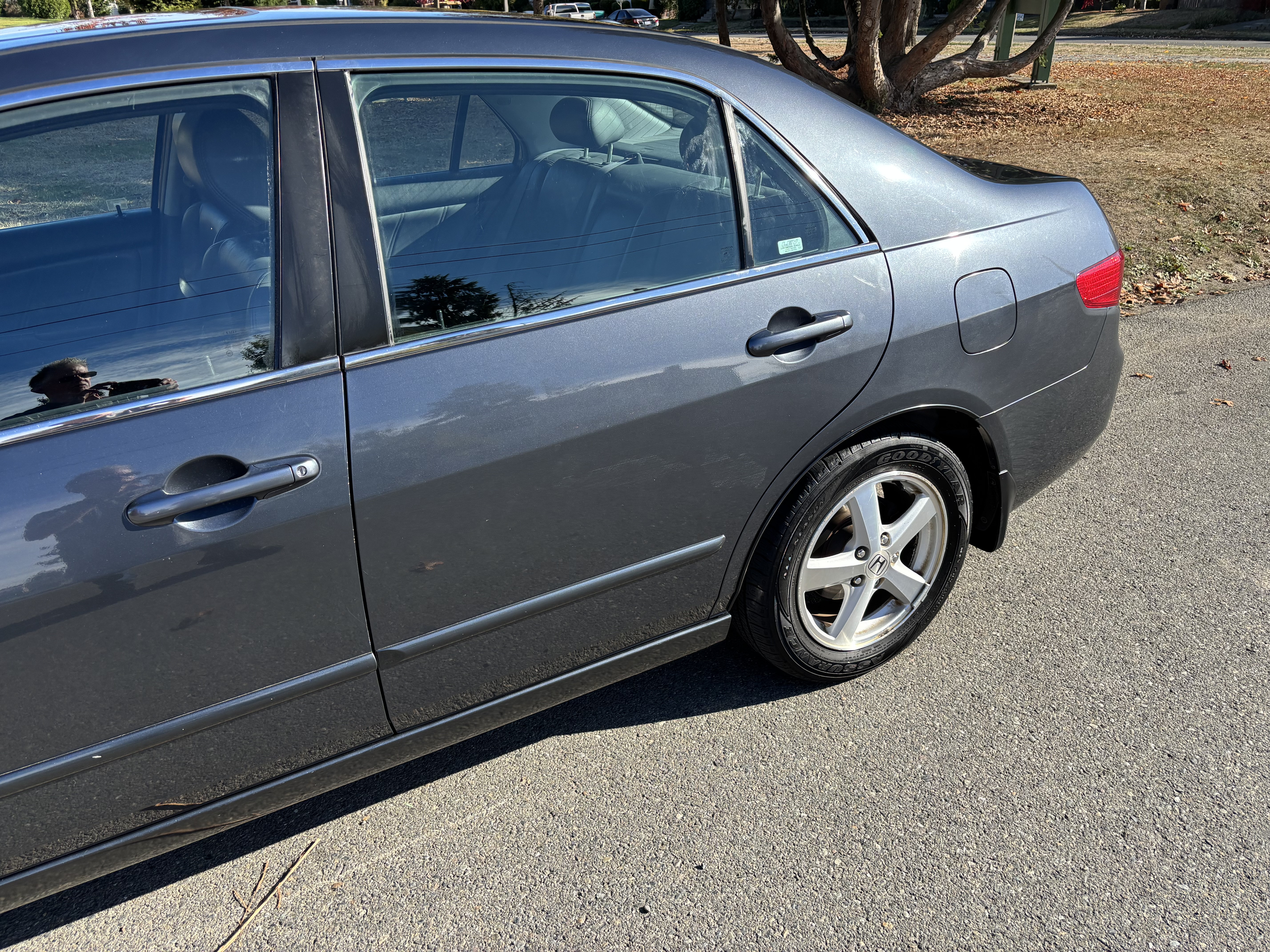 Used 2005 Honda Accord EX-L image 30